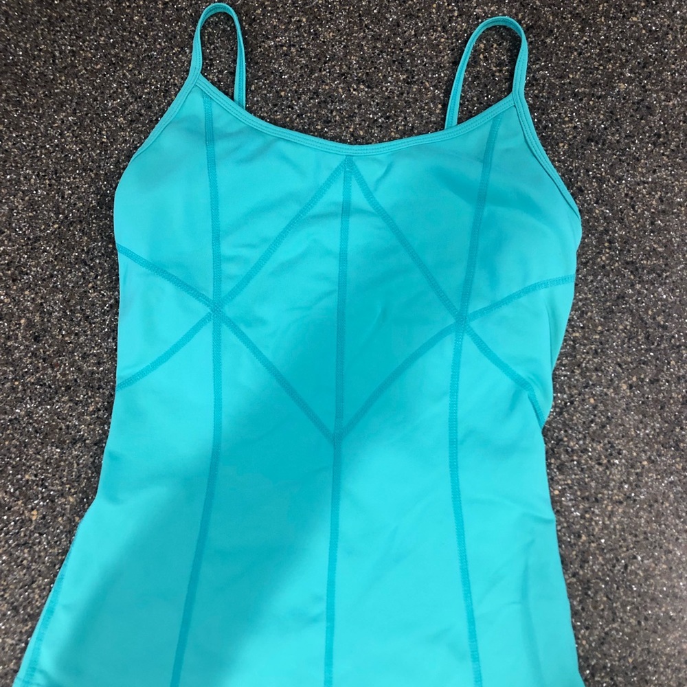 Sporty tank